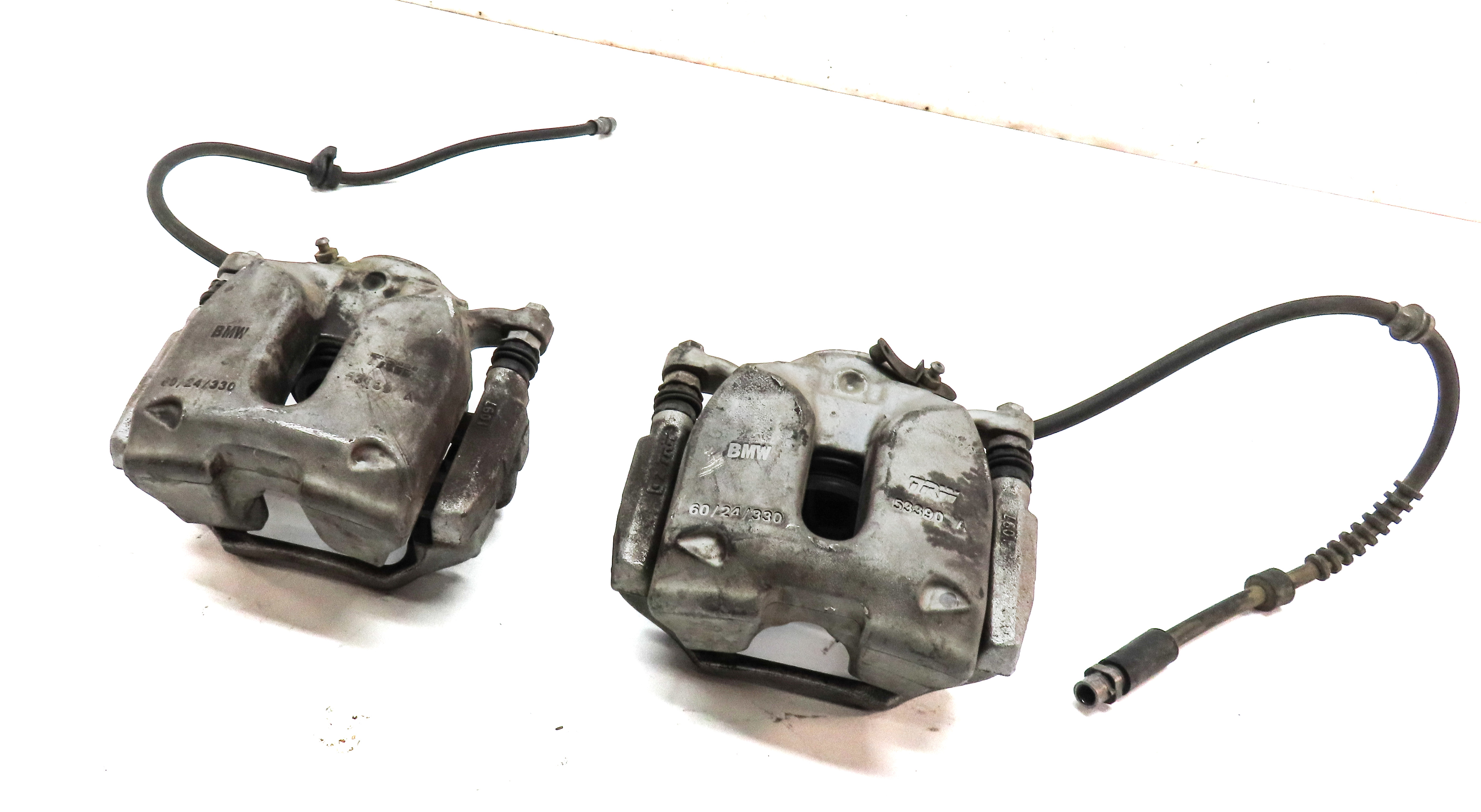 19-22 BMW 330i 330E X3 X4 (G01 G02 G20) FRONT LEFT & RIGHT BRAKE CALIPER SET 2 — exact item pictured